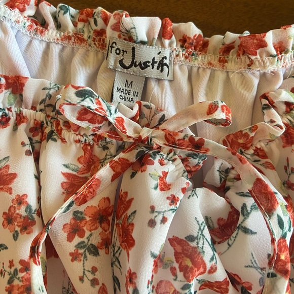 Radiantly Red - Picture 4 of 5